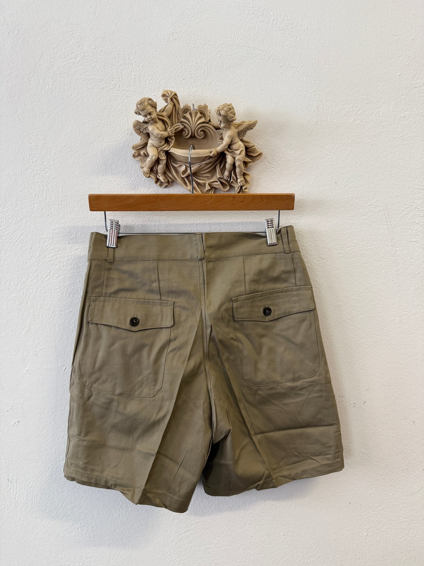 Vintage Italian Army Bermuda Shorts with Buttons 81 cm