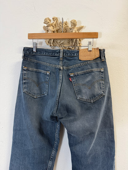 Vintage Levi’s 501 Made in Usa “W33 L30