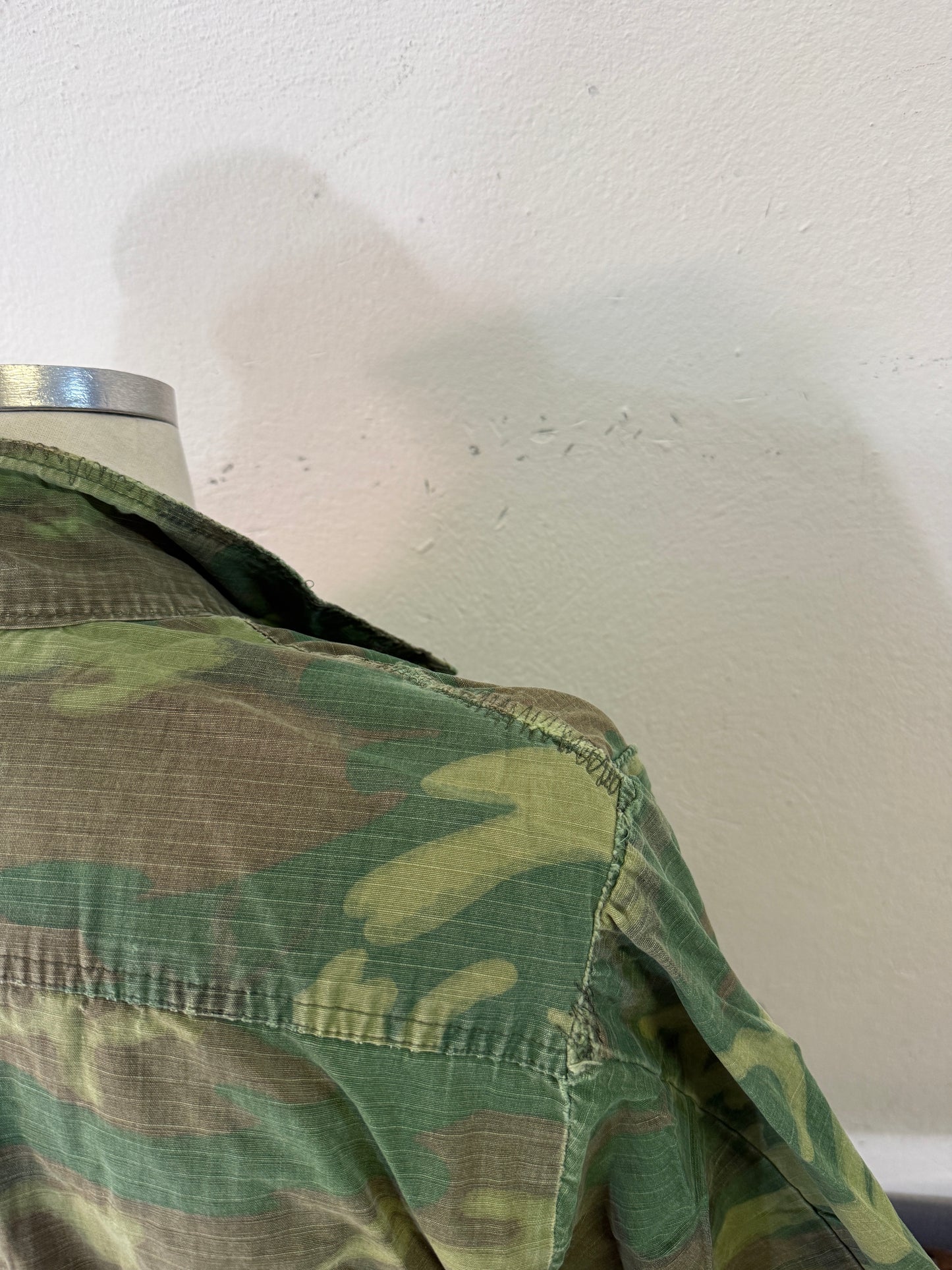 Vintage 1970-80s ERDL Camouflage Pattern Hot Weather Jacket Ripstop “S/M”