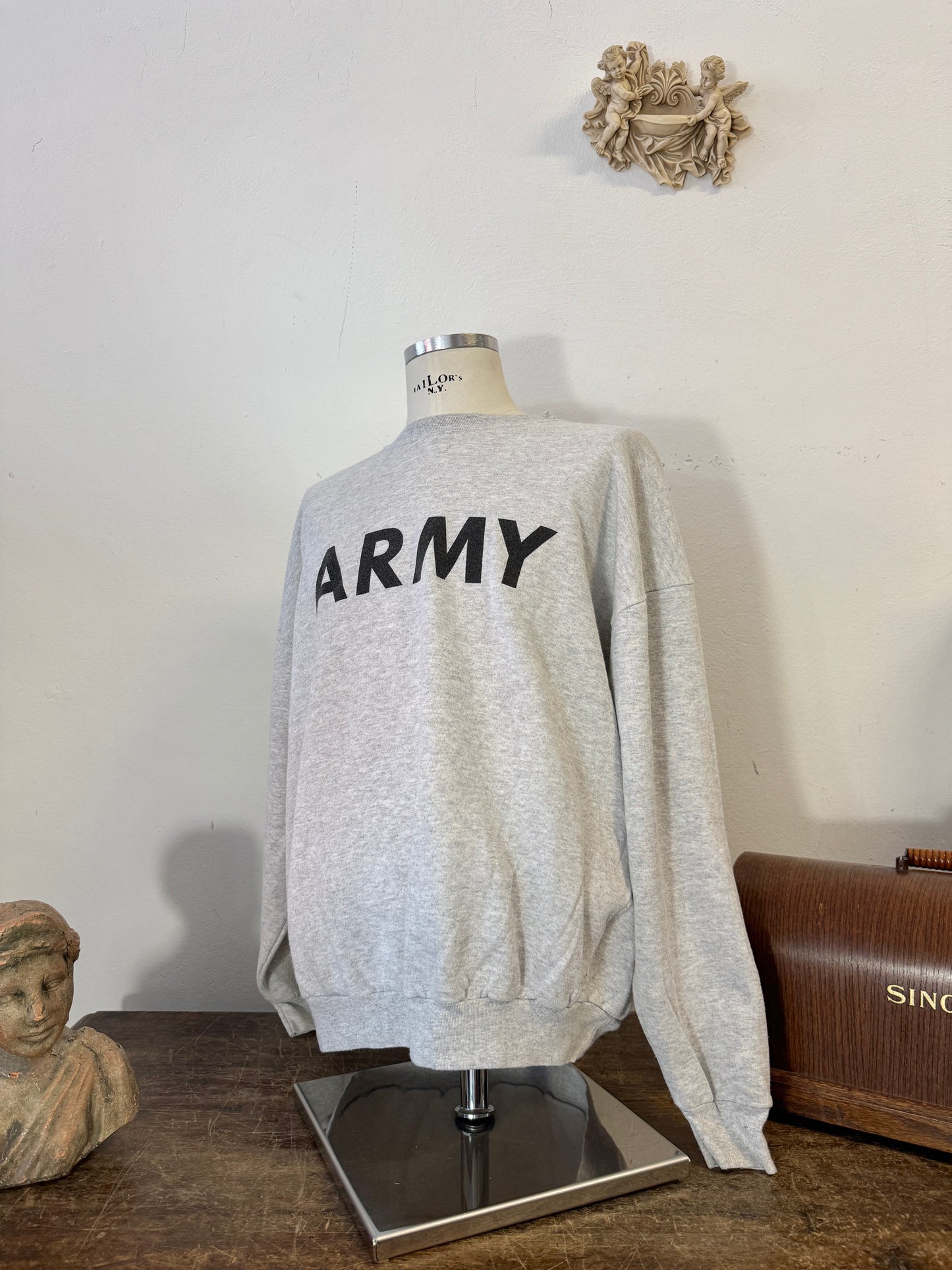 Vintage Us Army Sweatshirt “XL”