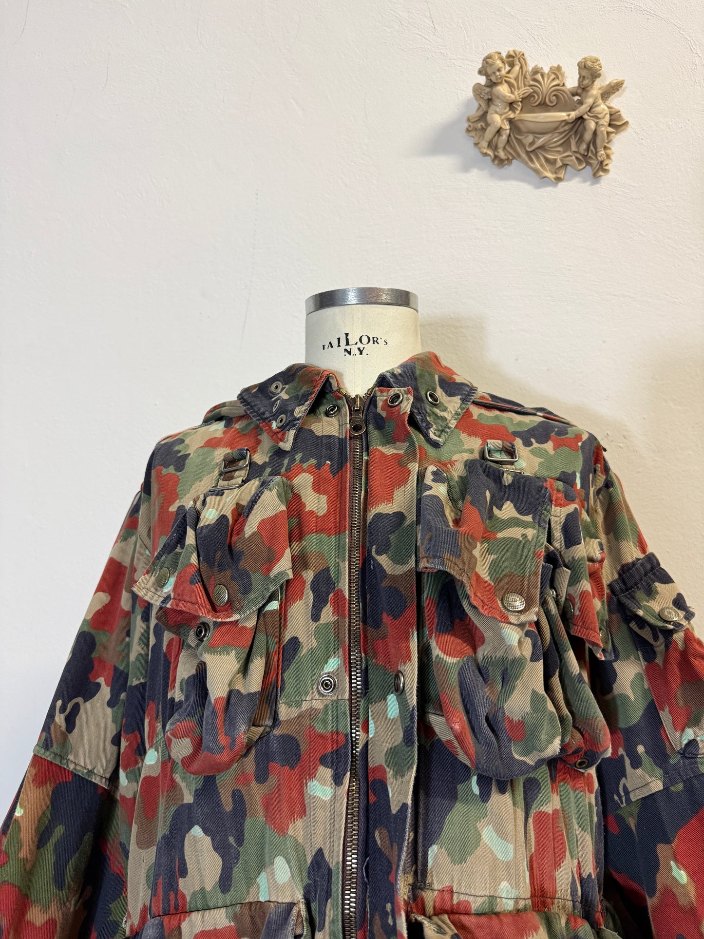 Vintage Swiss Army Camo Jacket M70 “XL”