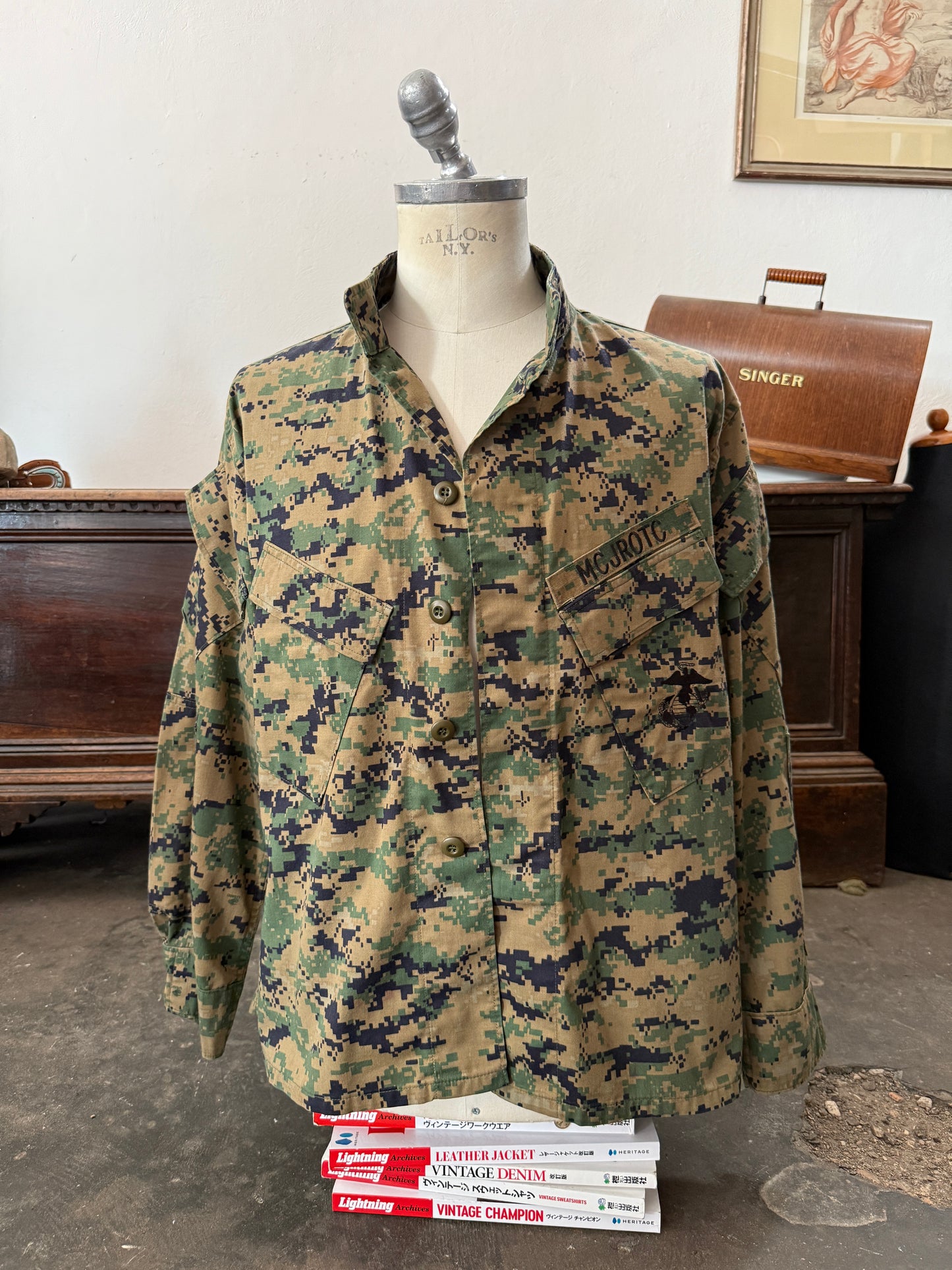 Vintage U.S. Marines Jacket MCJROTC “M”