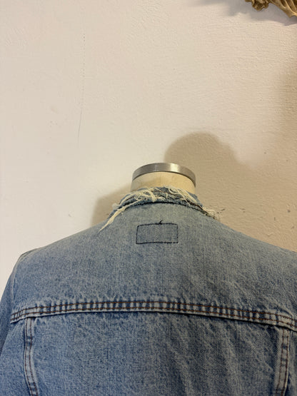 Vintage Levi’s Jacket “S/M”