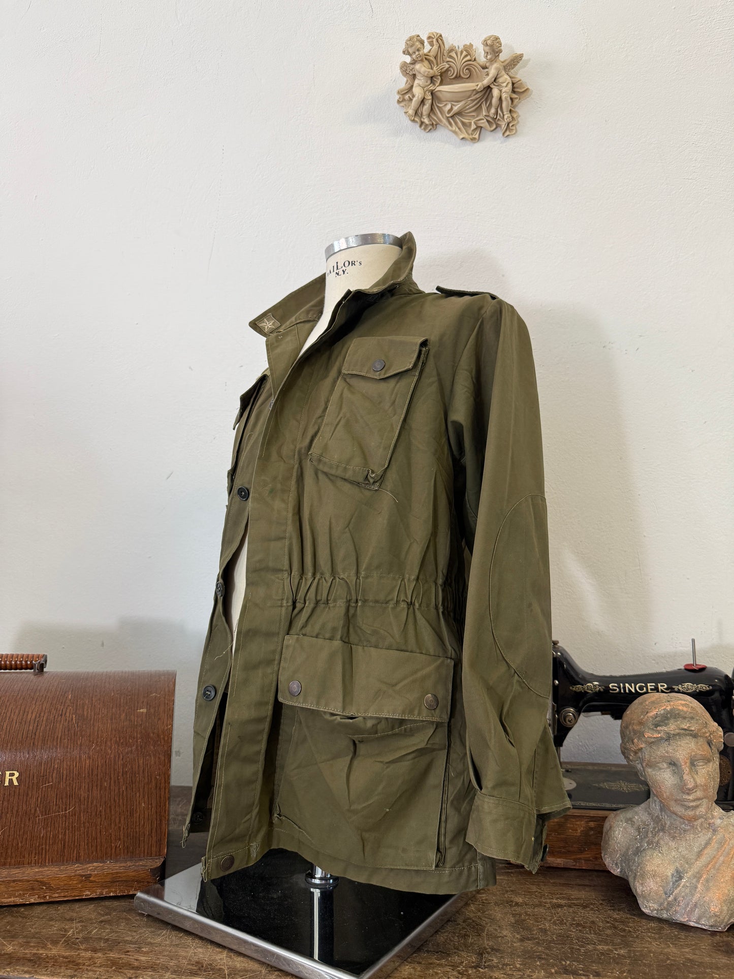 Vintage 80’s Italian Army Jacket “M”