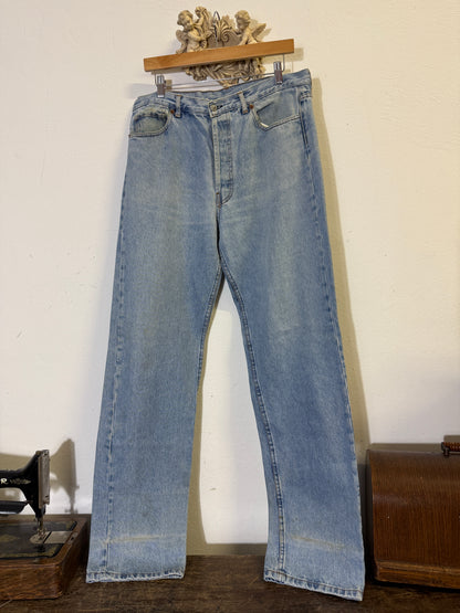 Vintage Levi’s 501 Made In USA “W35 L36”