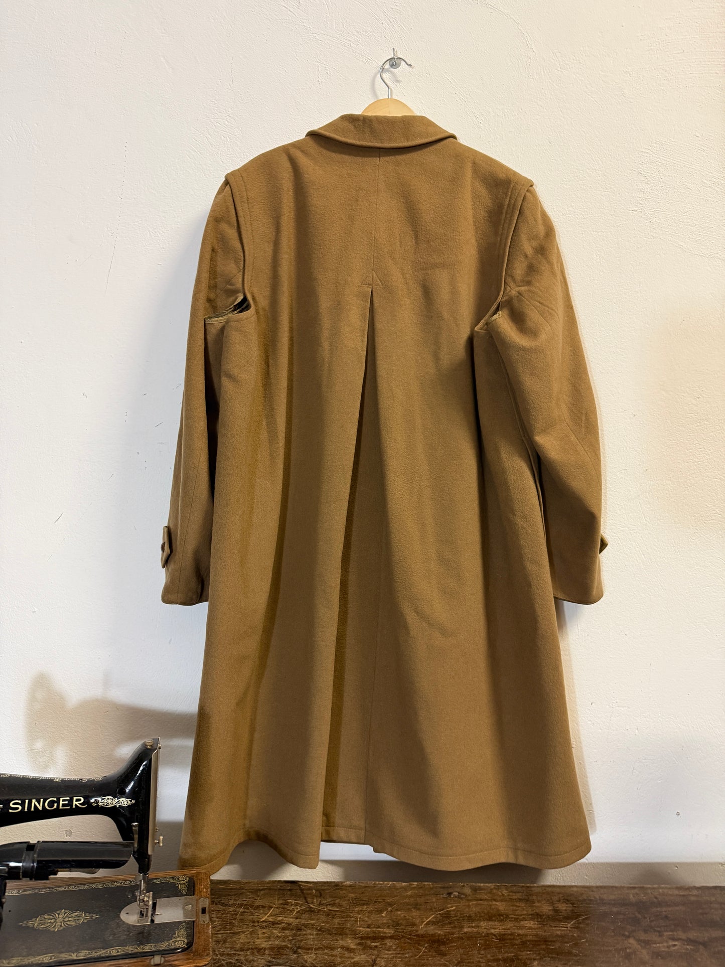 Vintage Loden Coat “L”