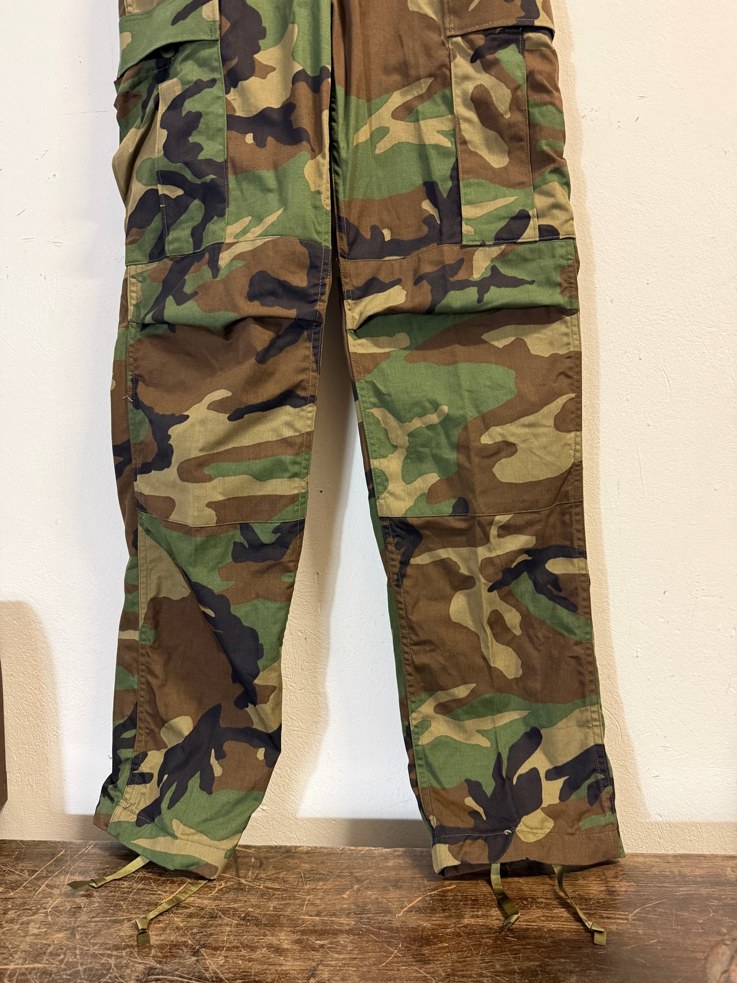 Vintage Woodland Camo Cargo Pants Us Army “W26”