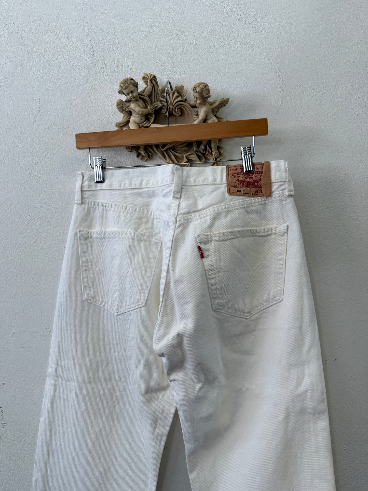 Deadstock Levi’s 501 W31 L34