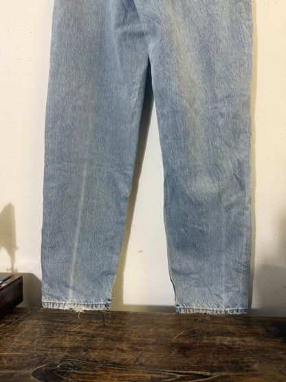 Vintage Levi’s 560 Made In Canada “W33 L34”