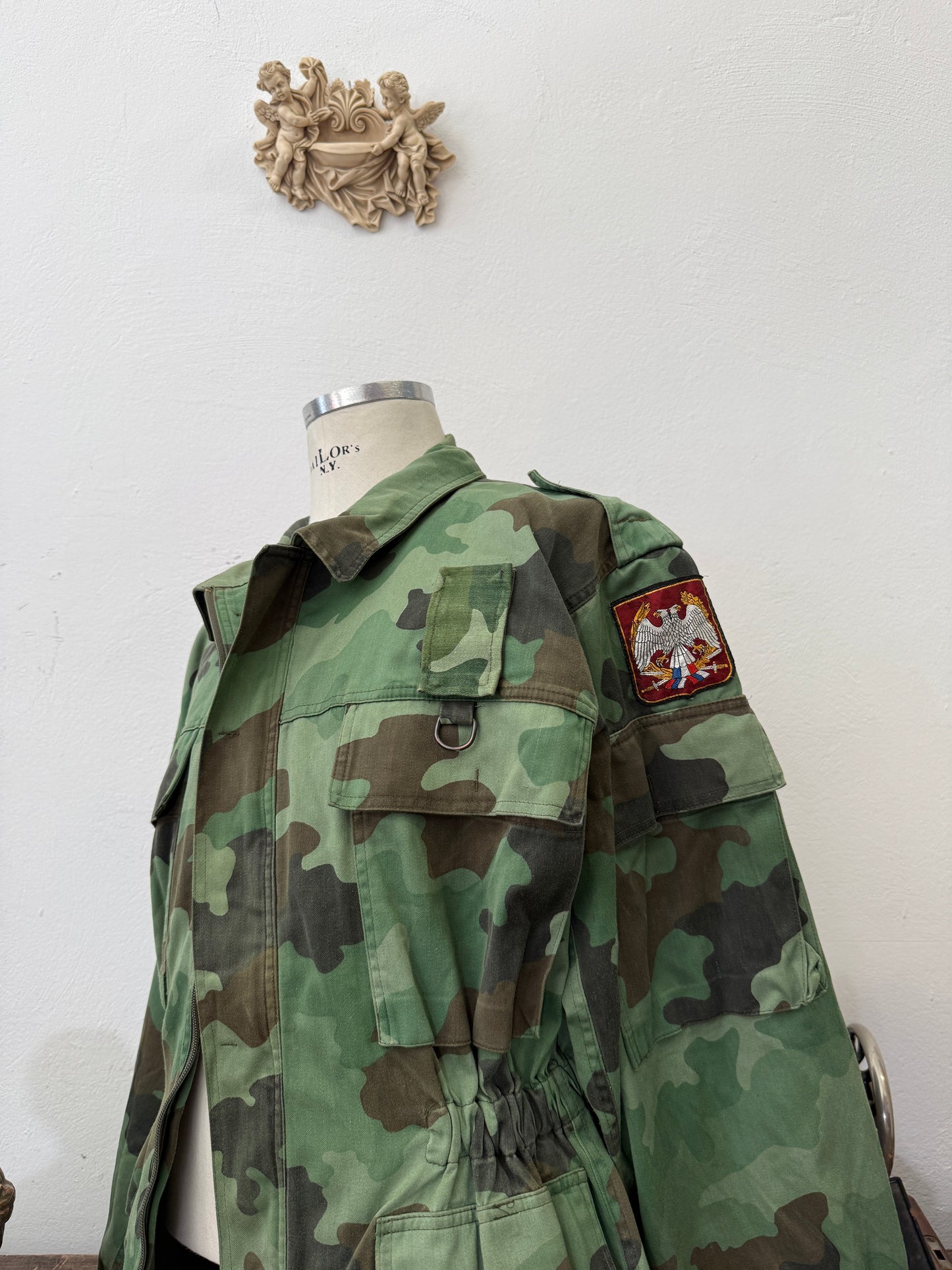 Vintage 90’s Serbian Army Jacket “XL”