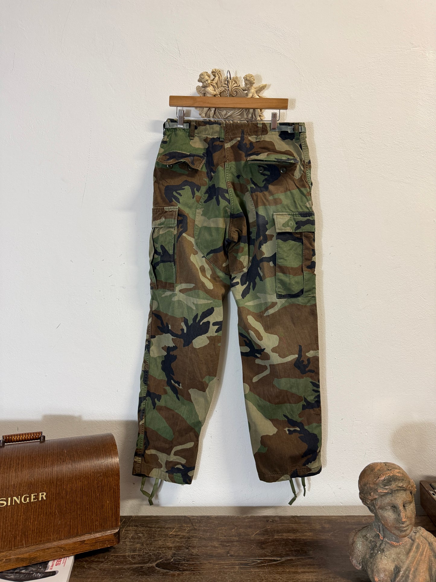 Vintage Woodland Camo Cargo Pants Us Army “W33”