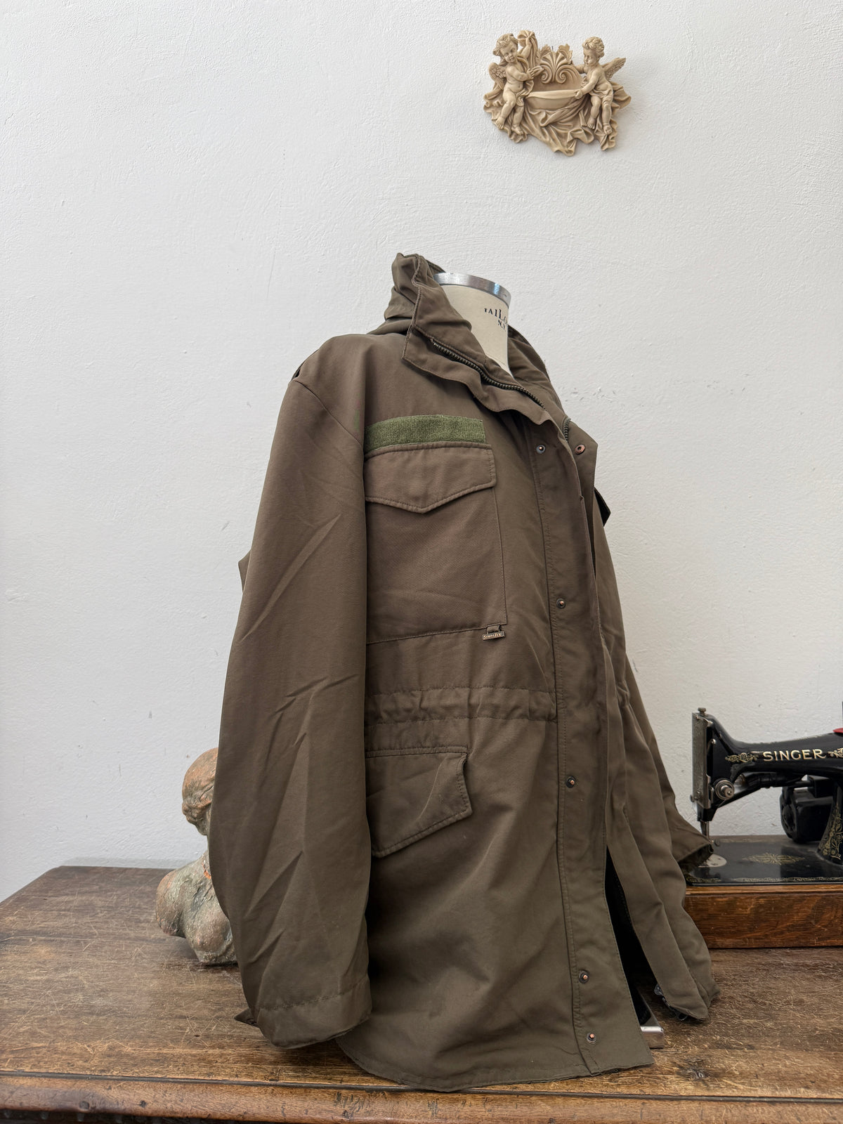 Vintage 90’s Austrian Army Jacket “XL”