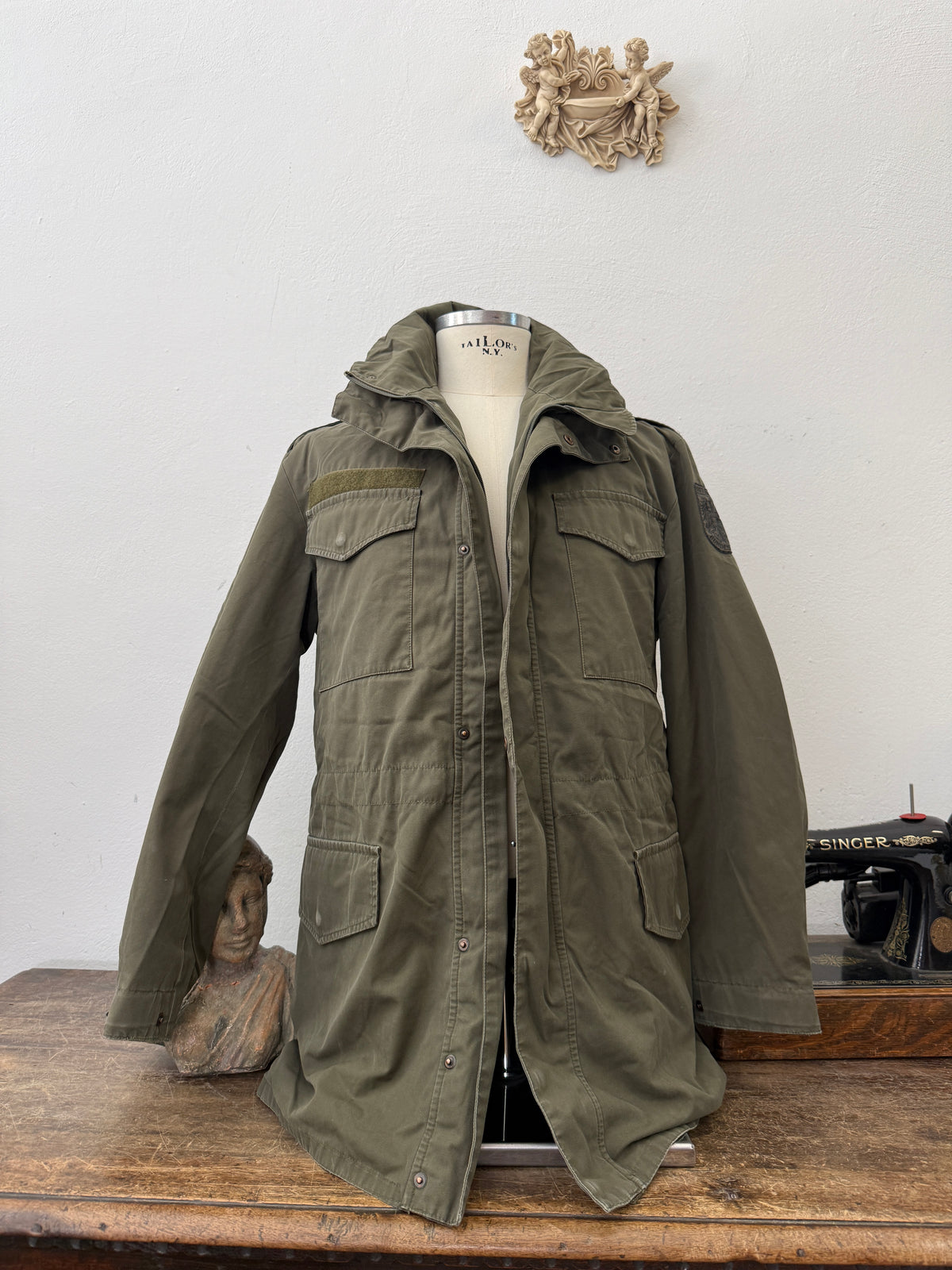 Vintage 90’s Austrian Army Jacket “L”