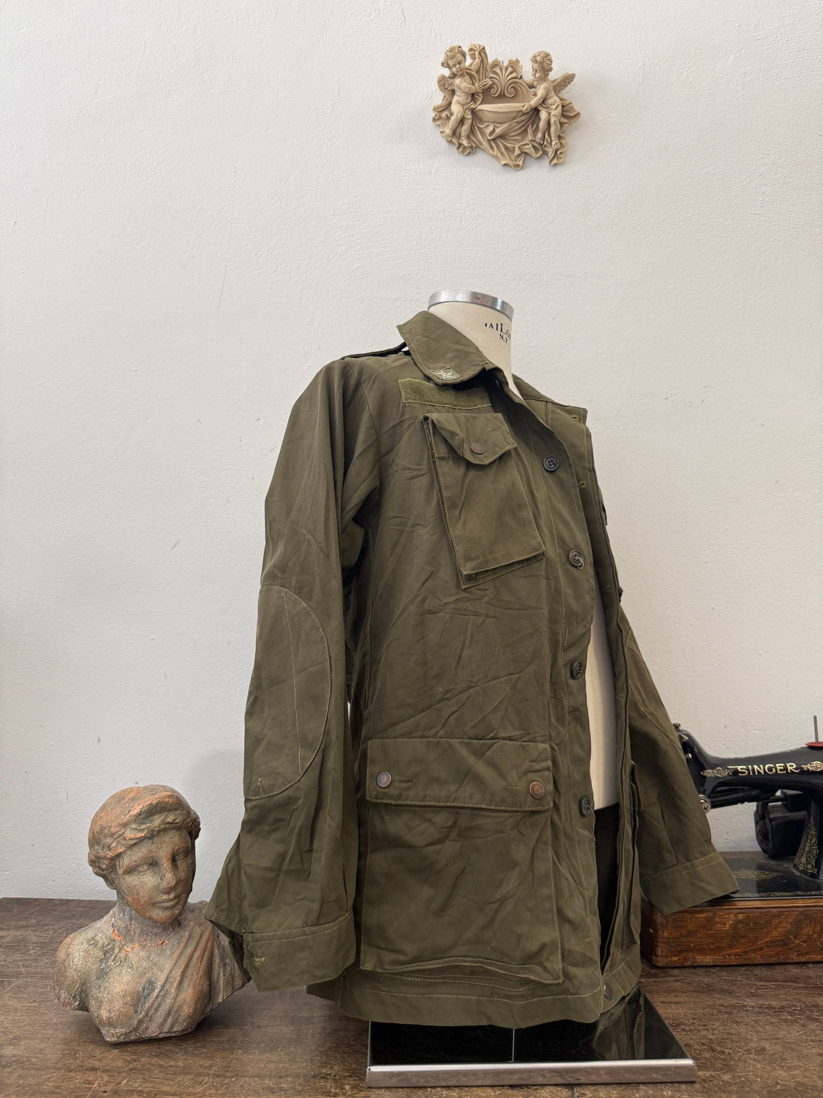 Vintage 80’s Italian Army Jacket “M/L”