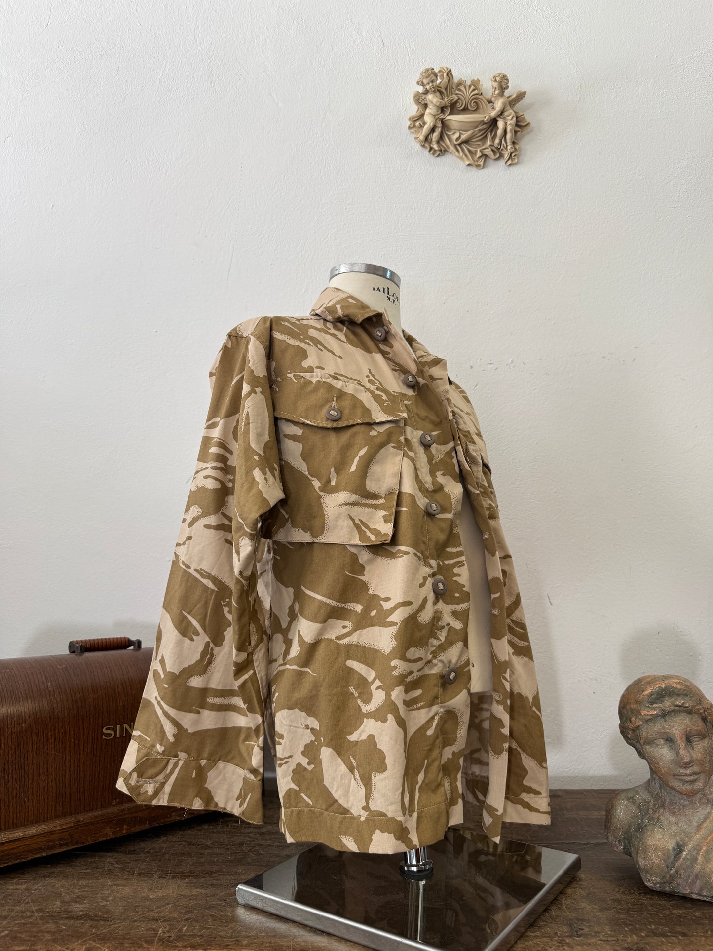 Vintage British Army Dpm Jacket “M”