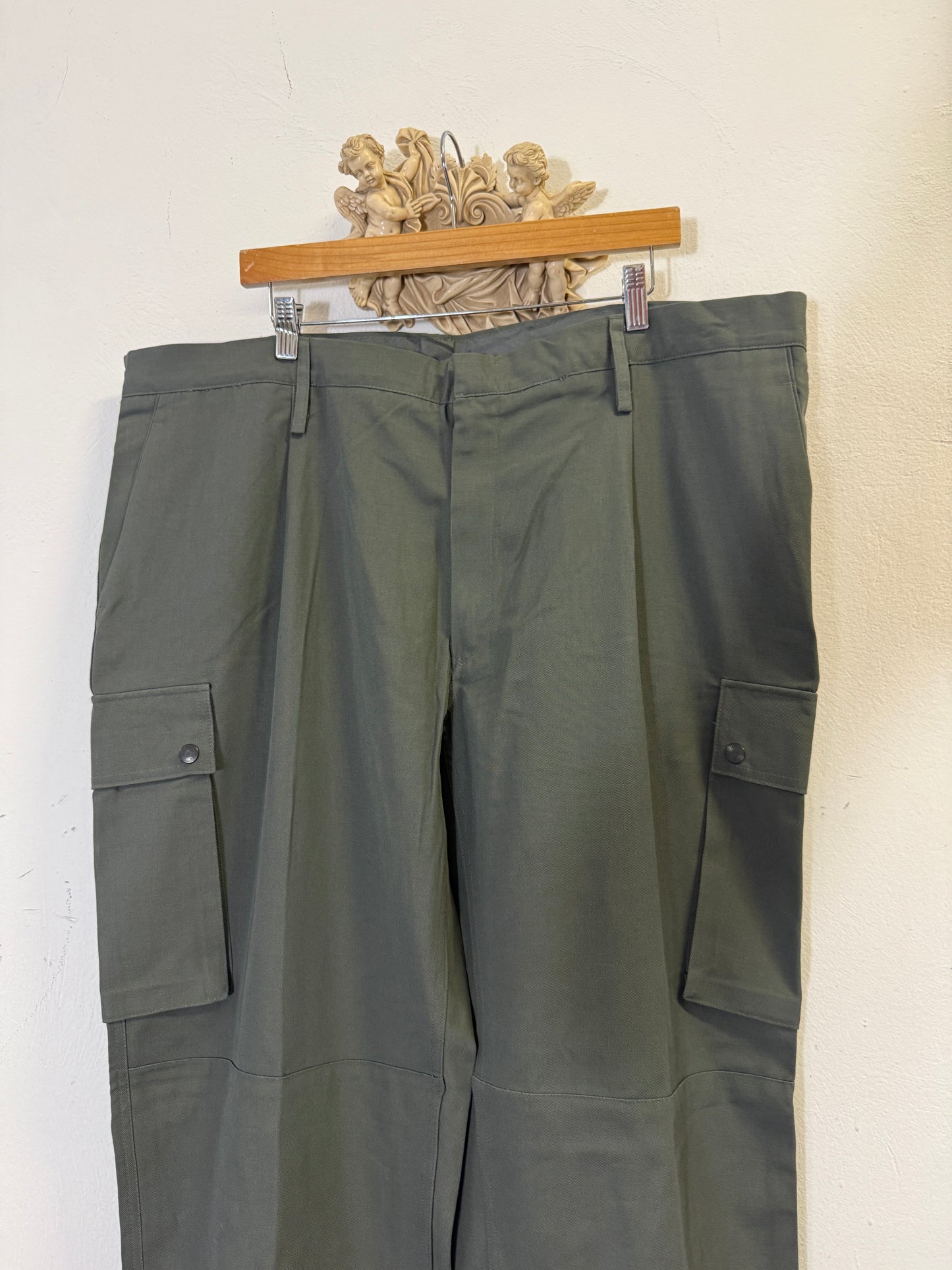 Cargo Pants “W44”