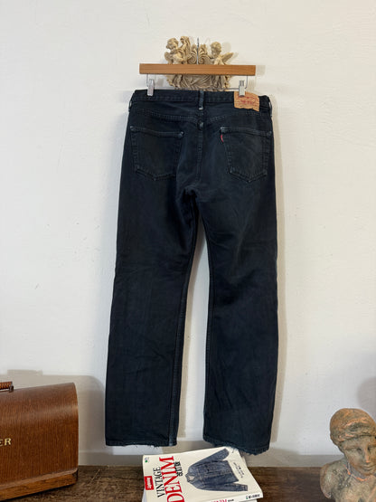 Vintage Levi’s 501 “W34 L32”