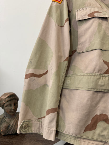 Vintage Us Army Desert Camo Jacket “M”