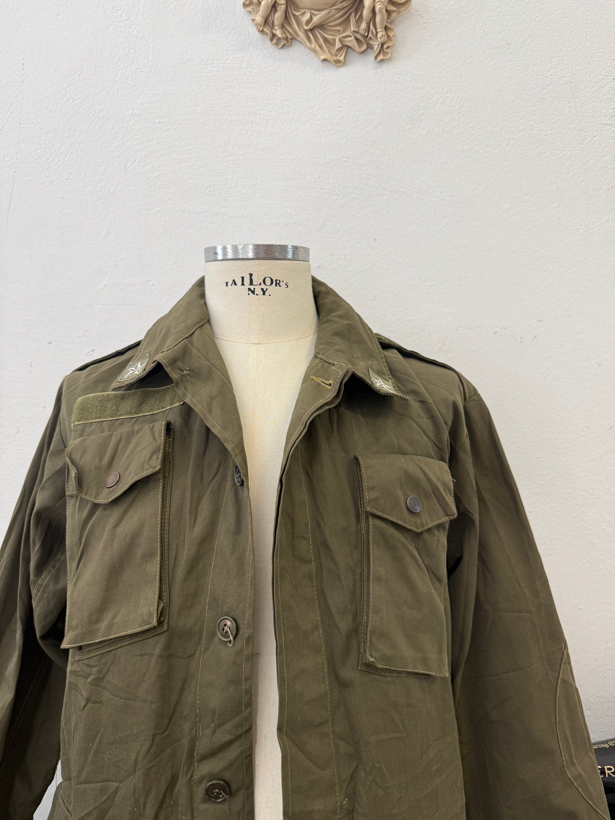 Vintage 80’s Italian Army Jacket “M/L”