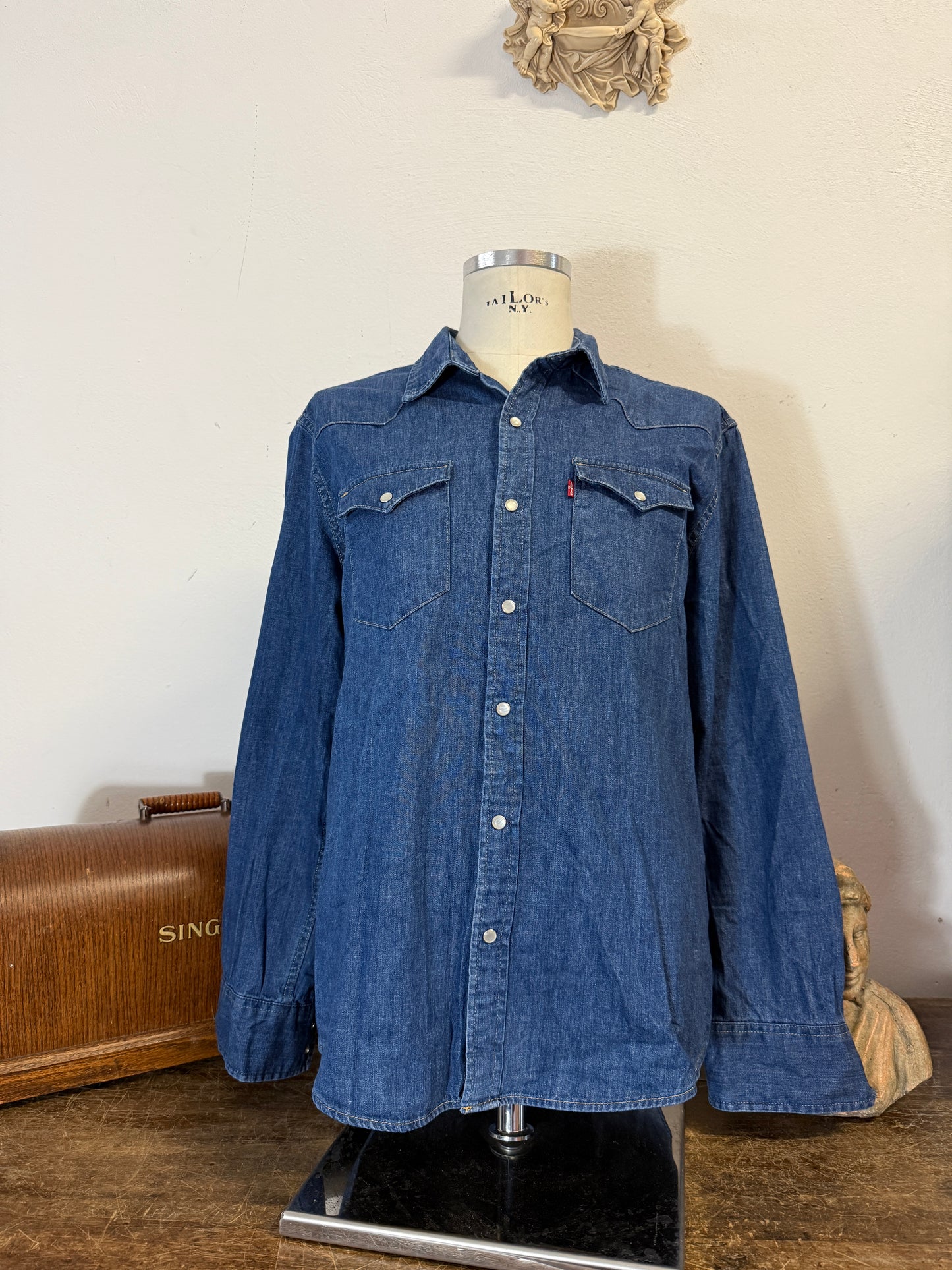 Vintage Western Denim Shirt Levi’s “XL”