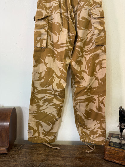 Vintage British Army Camo Cargo Pants “W30”