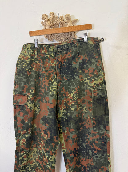 Vintage German Army Camo Cargo Pants “W36”