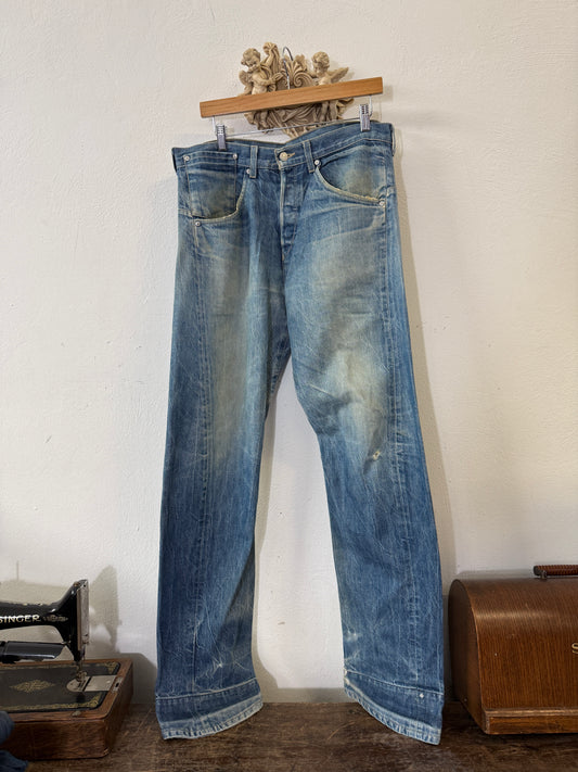 Vintage Levi’s Engineered “W35”
