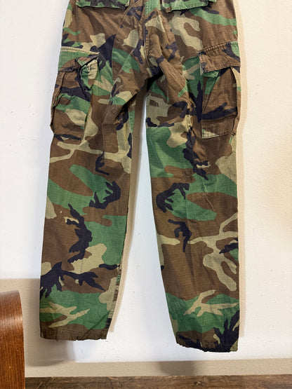 Vintage Woodland Camo Cargo Pants Us Army “W29”