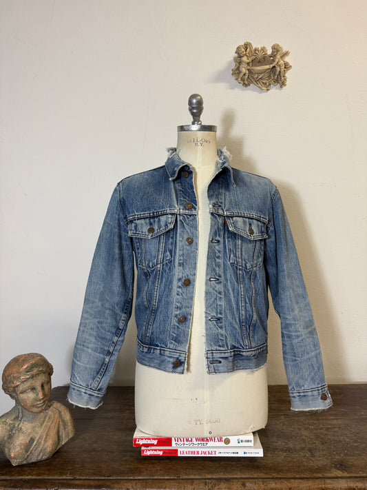 Vintage Levi’s Jacket “S”