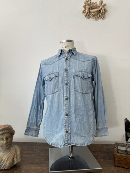 Vintage Levi’s Denim Shirt “S”