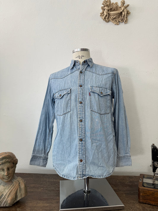 Vintage Levi’s Denim Shirt “S”