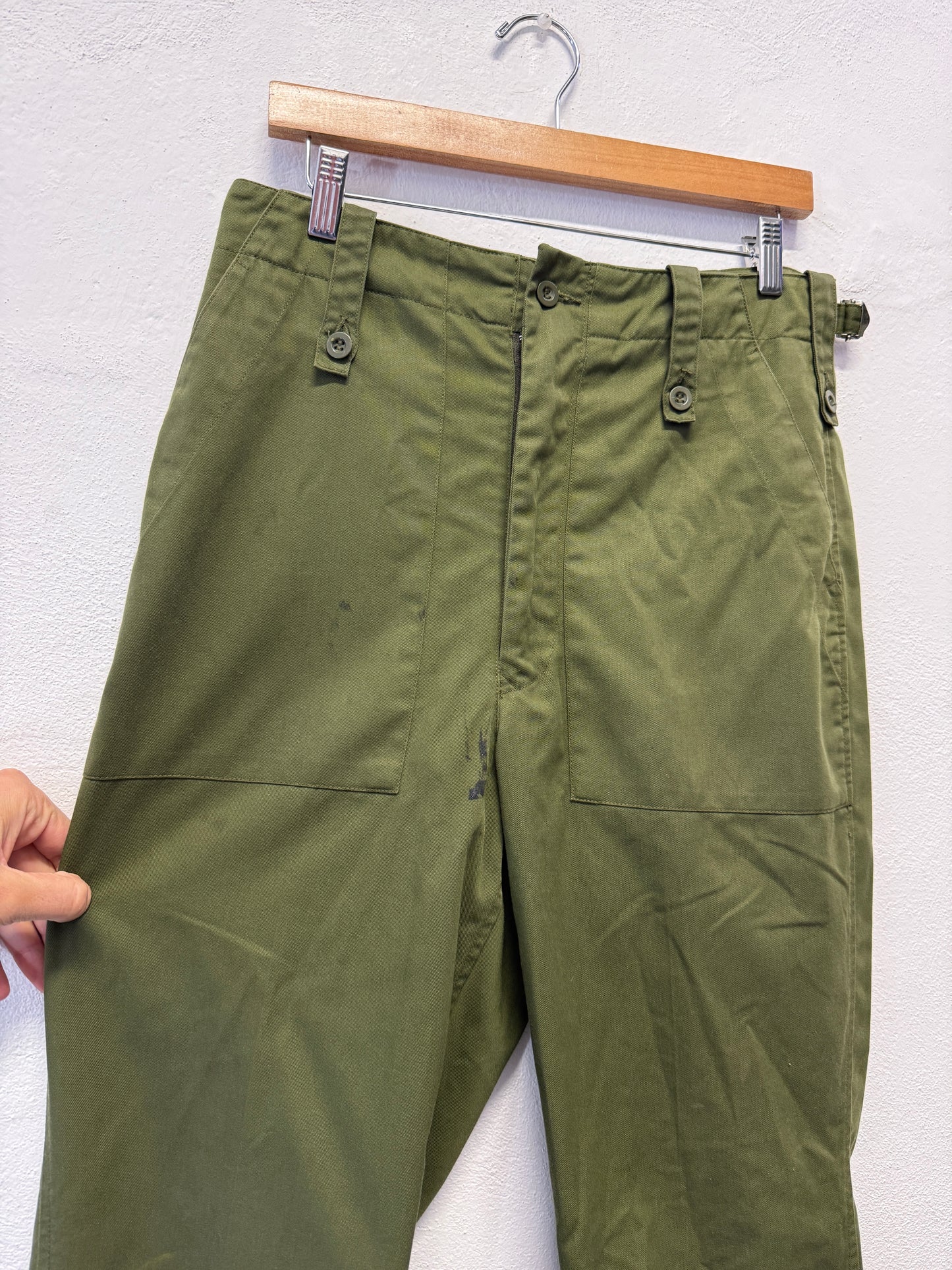 Vintage British Fatigue Army Pants “W31”