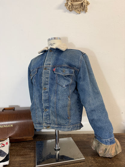 Vintage Levi’s Jacket “L”