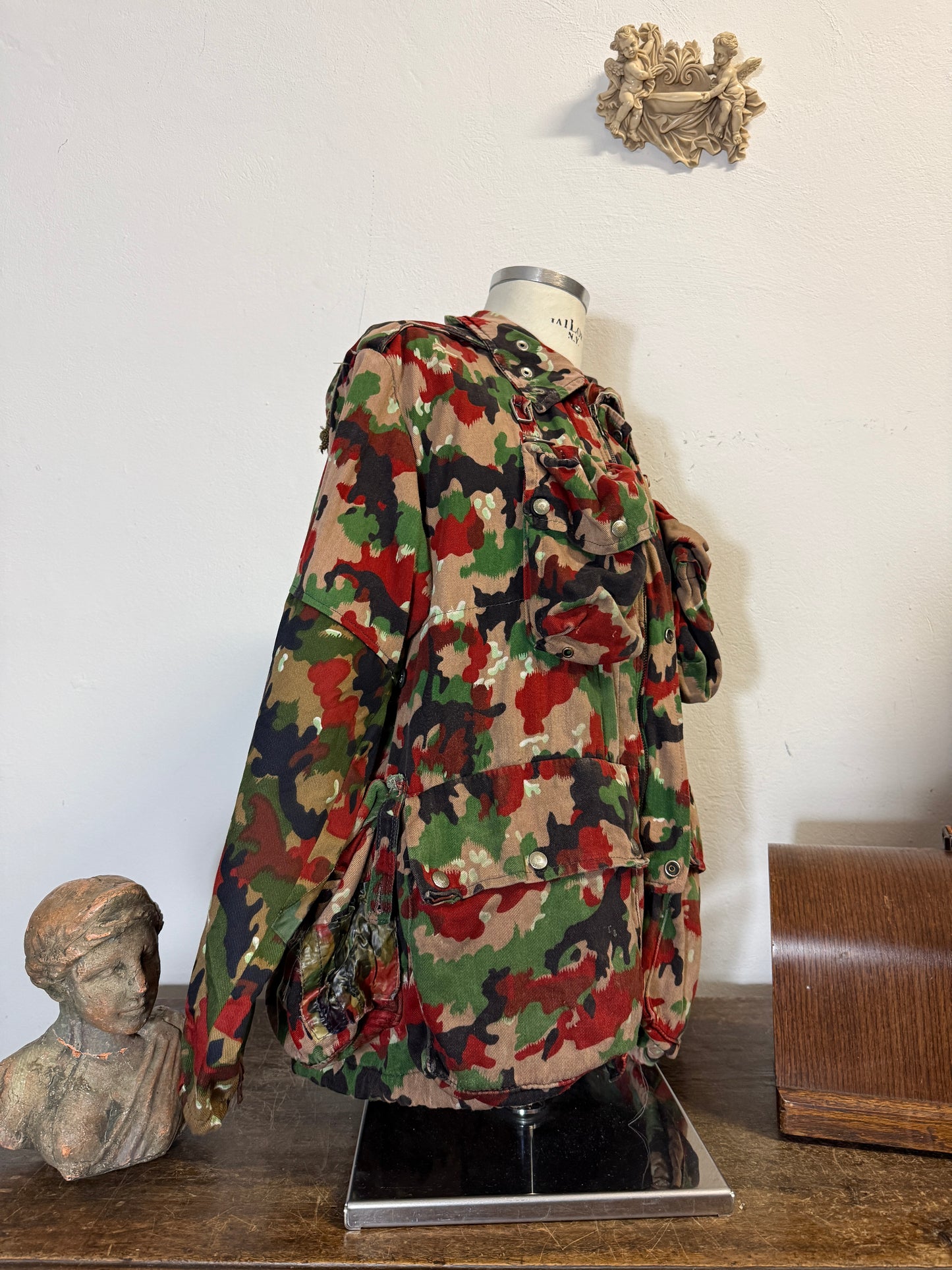 Vintage Swiss Army Camo Jacket M70 “XL”