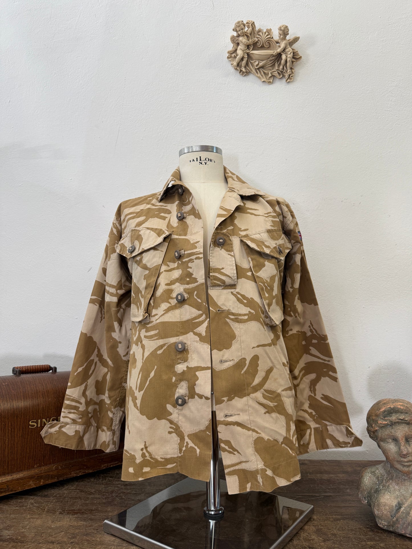 Vintage British Army Dpm Jacket “M”
