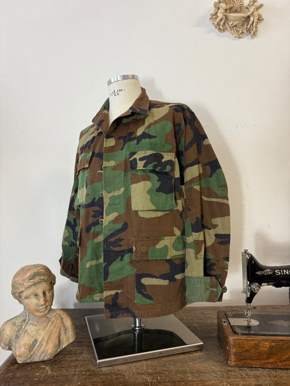 Vintage Woodland Camo Jacket Us Army “M”