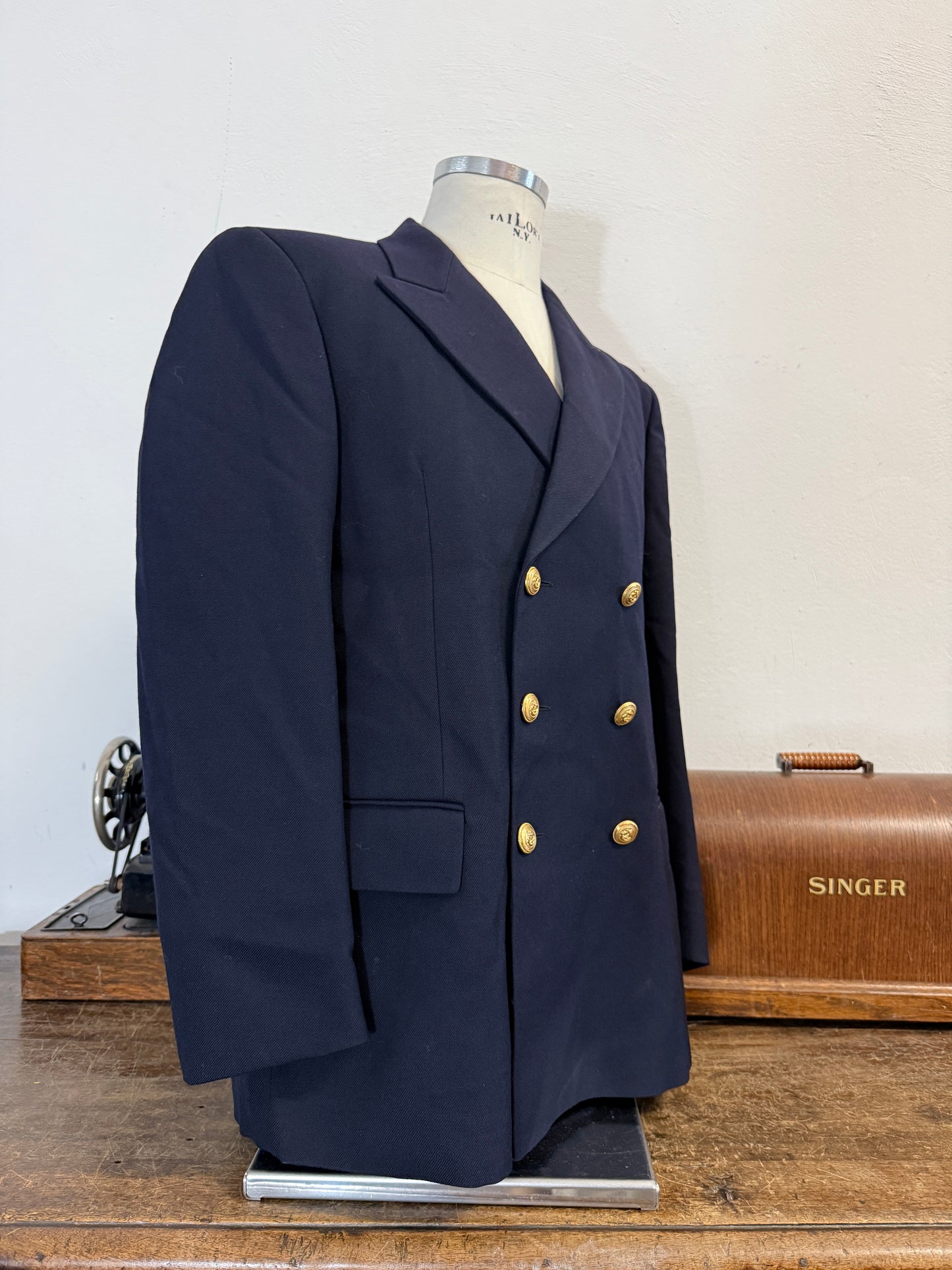 Vintage 00’s Italian Navy Double Breasted Jacket “L/XL”