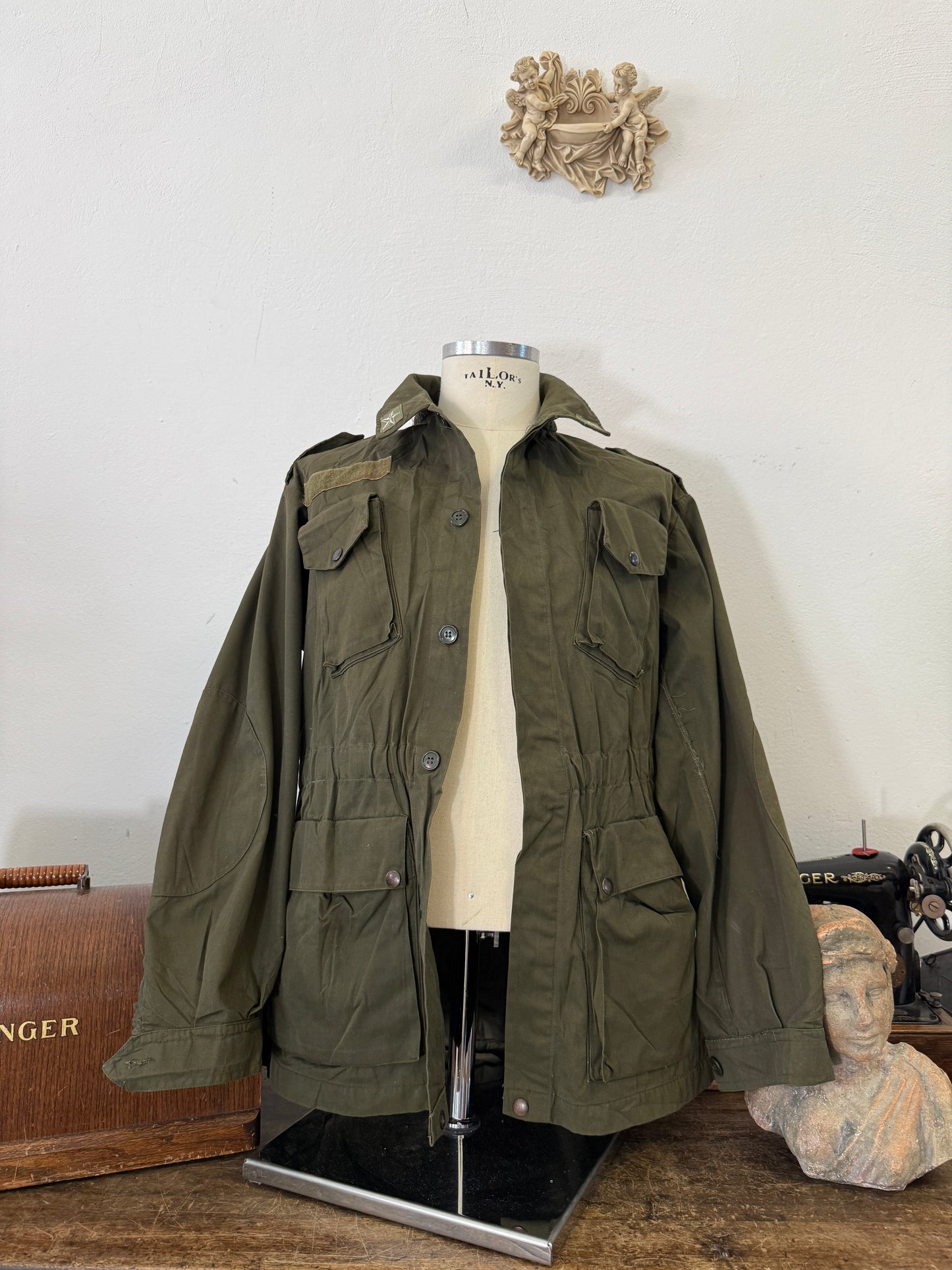 Vintage 80’s Italian Army Jacket “M/L”