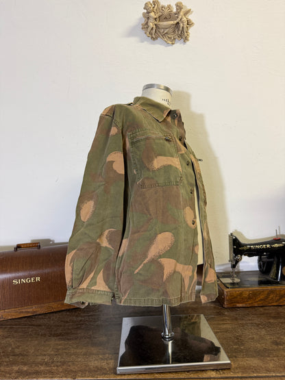 Vintage 90’s Hungarian Army Overshirt “M”