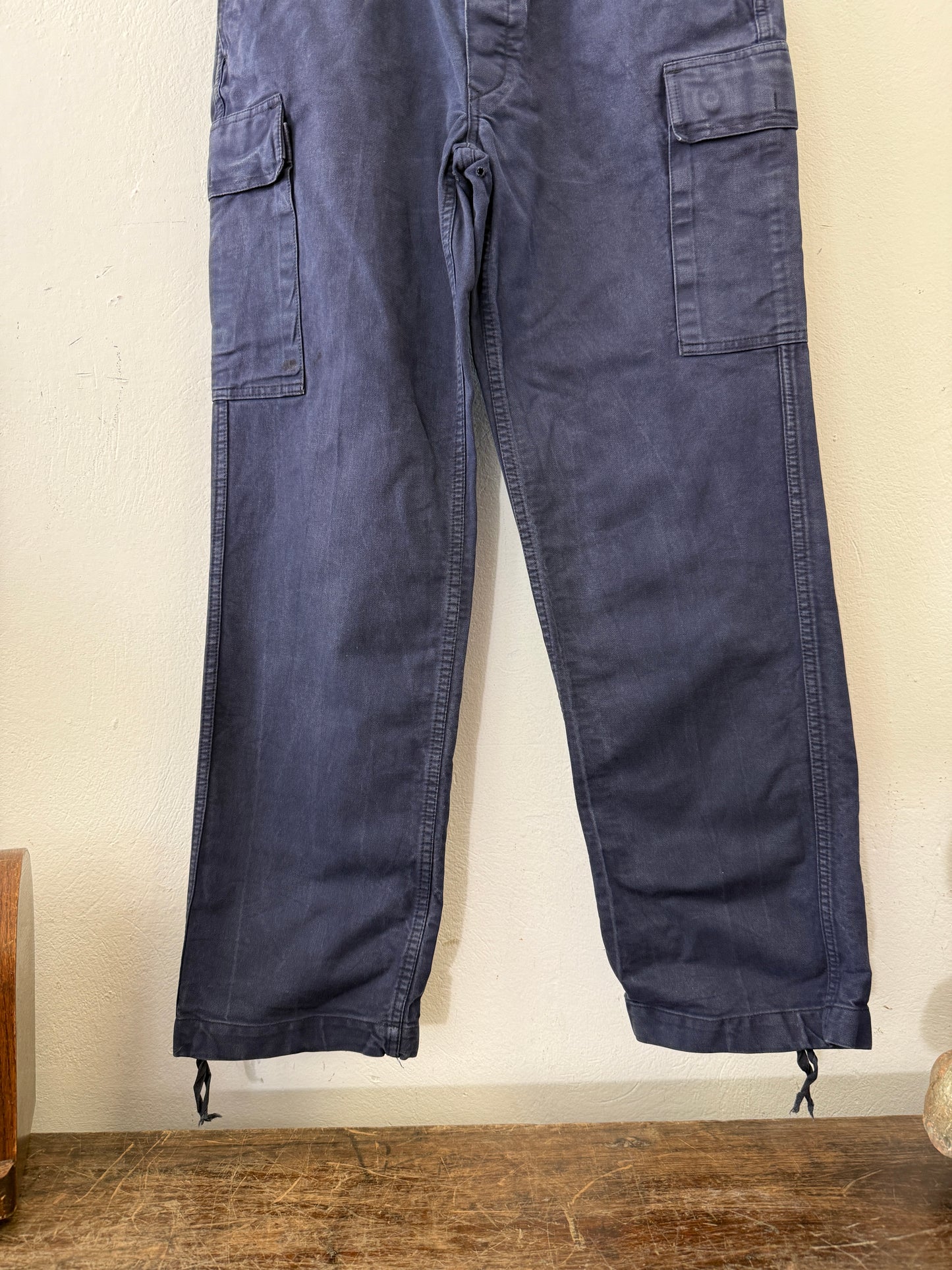 Vintage German Army Cargo Pants “W33”