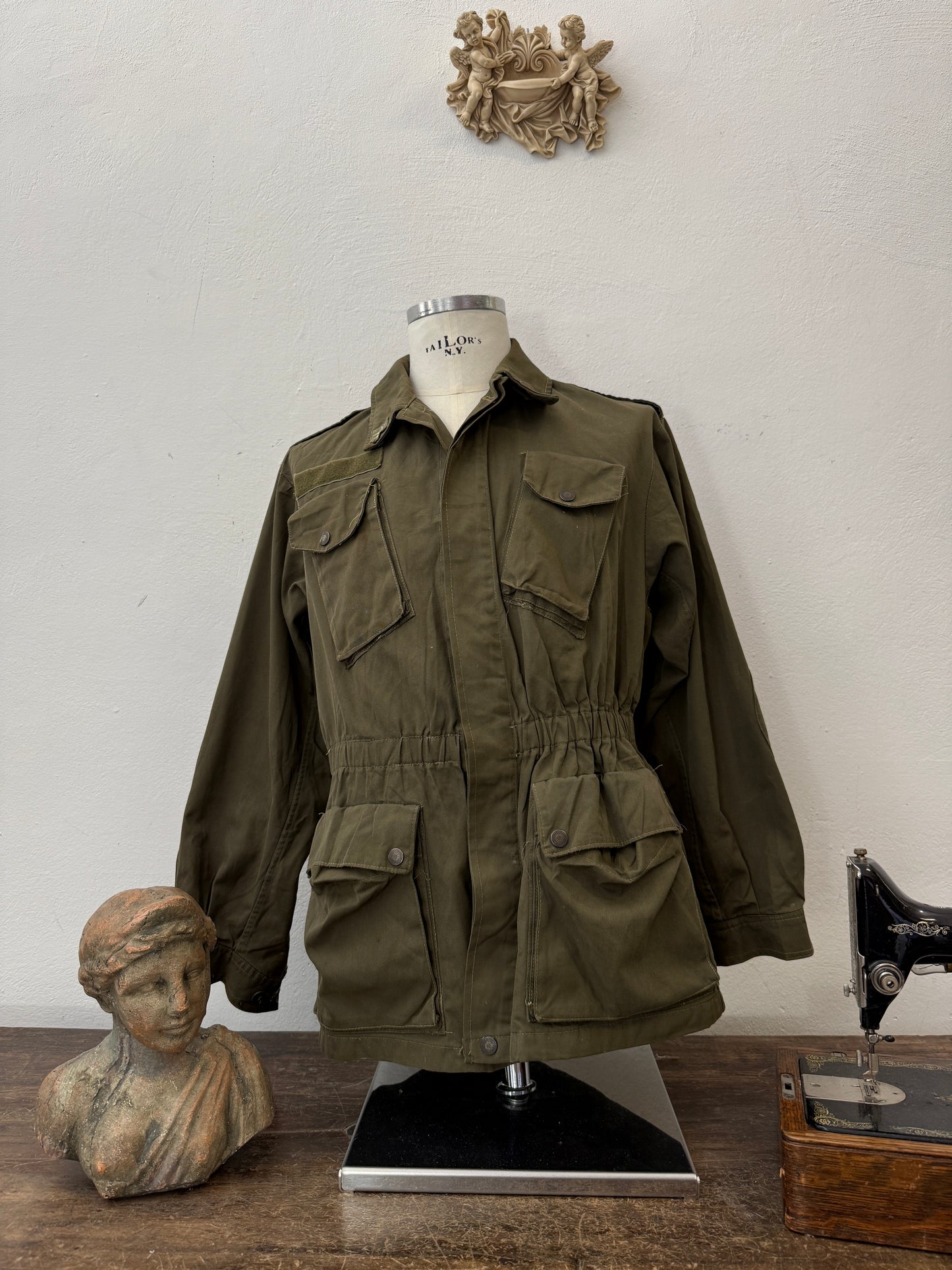 Vintage 80’s Italian Army Jacket “M”