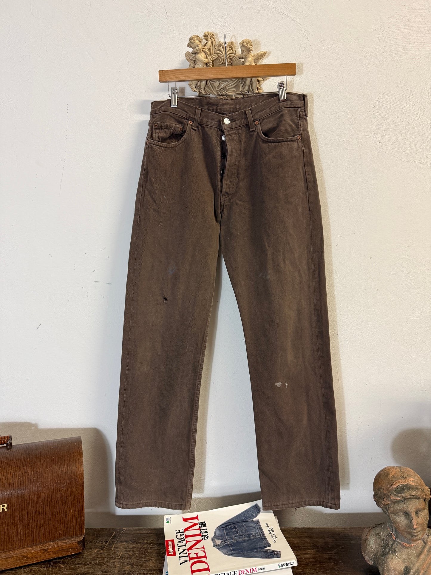 Vintage Levi’s 501 “W33 L32”