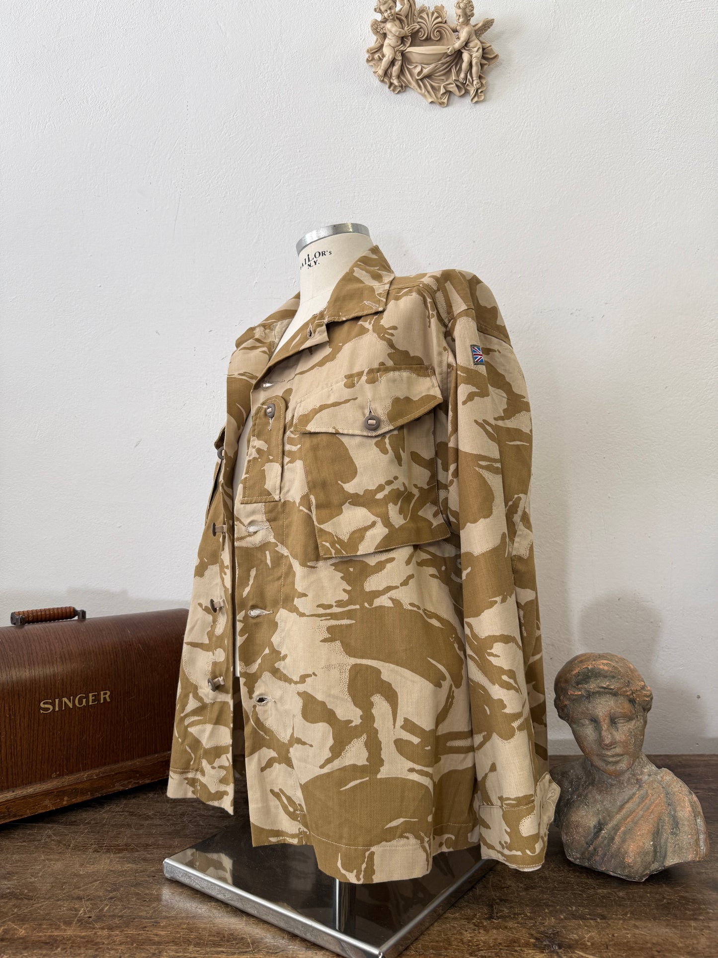 Vintage British Army Dpm Jacket “L”