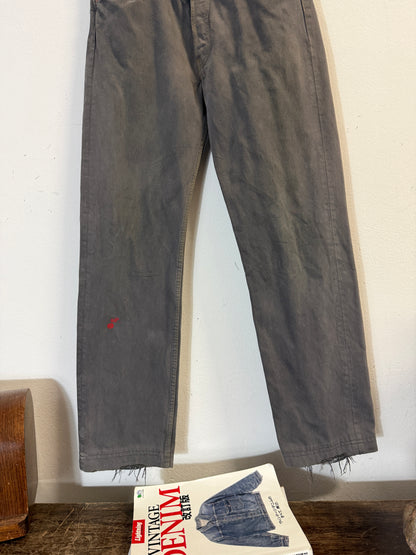 Vintage Levi’s 501 “W32 L32”