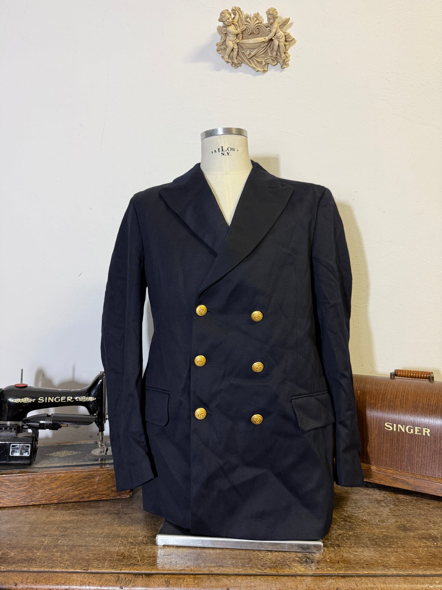 Vintage 00’s Italian Navy Double Breasted Jacket “XL”