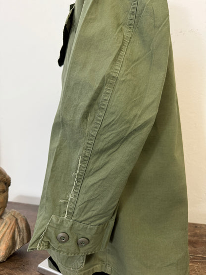 Vintage 60’s Jungle Jacket Rip Stop Us Army “M/L”