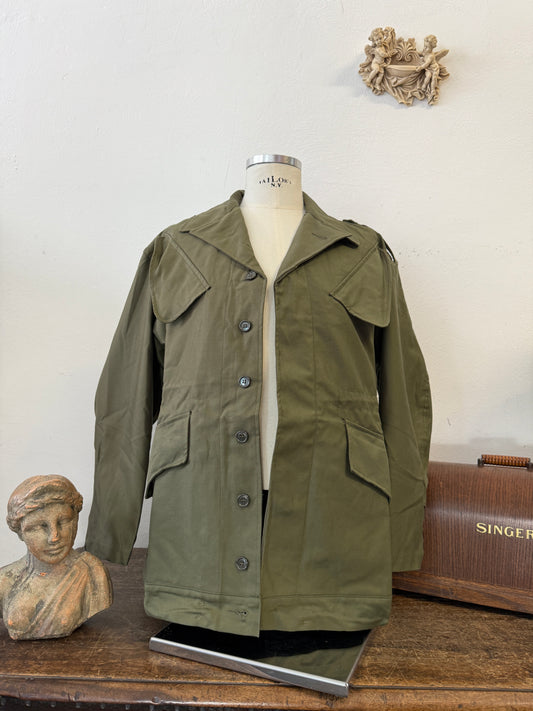 Deadstock 80’s Dutch Army Field Jacket “L”