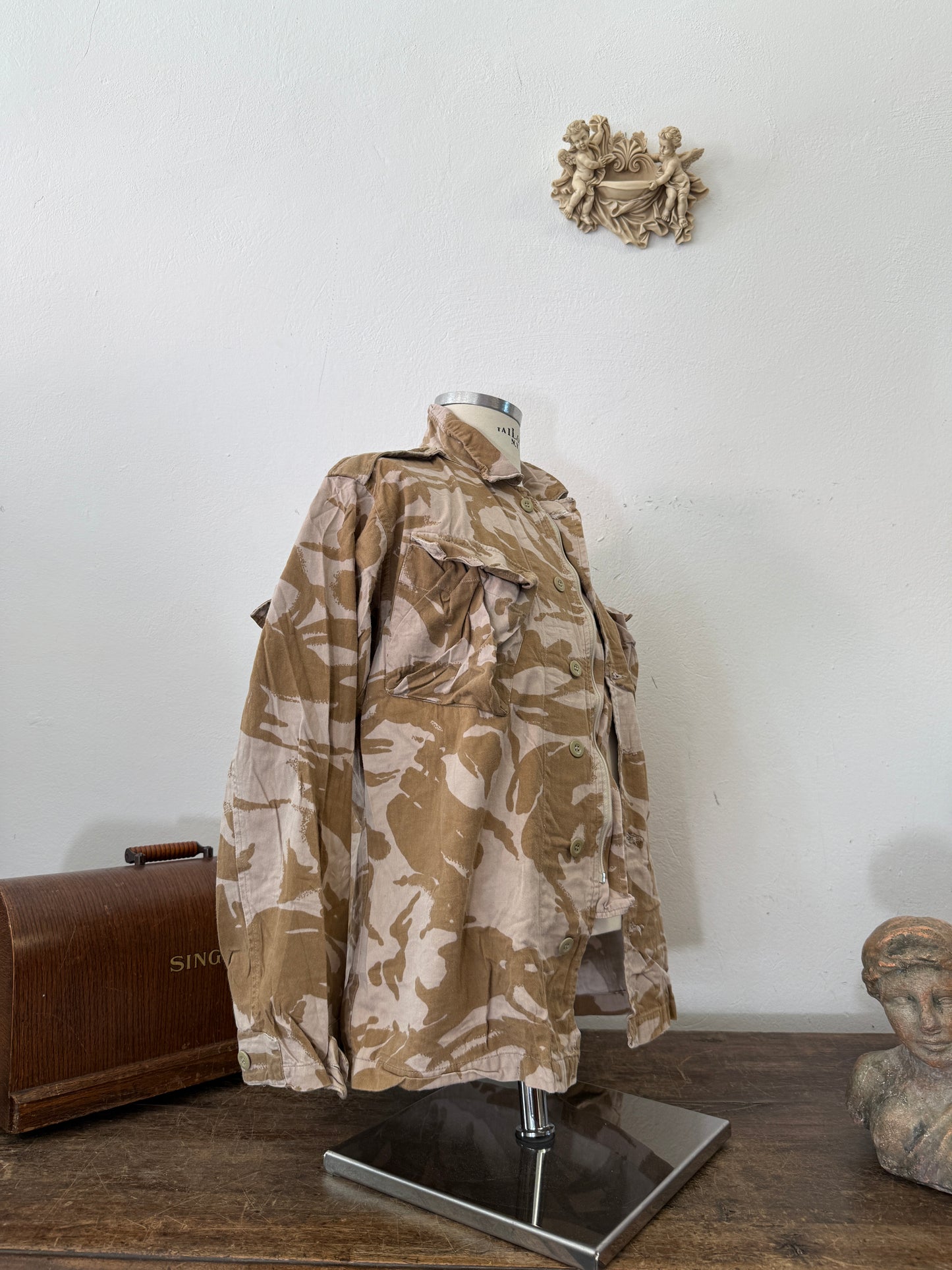 Vintage British Army Dpm Jacket “L”
