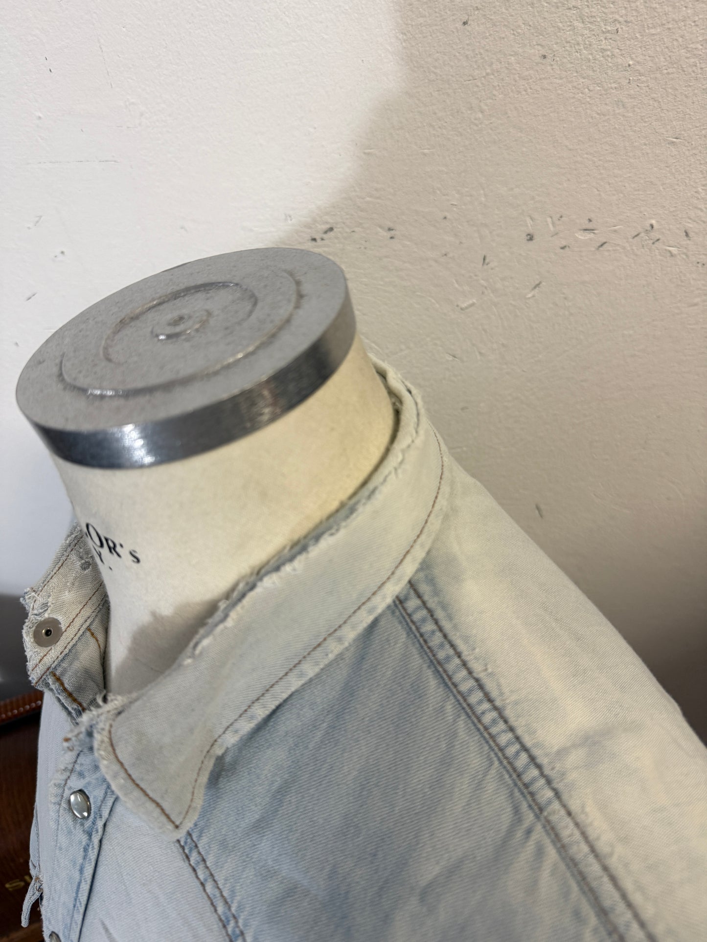 Vintage Western Denim Shirt Levi’s “XL”