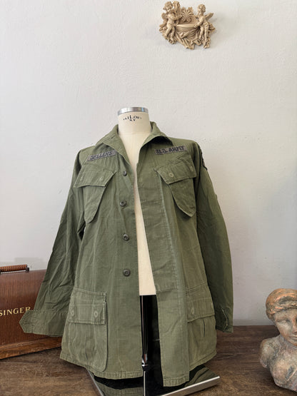 Vintage 60’s Jungle Jacket Us Army “M/L”